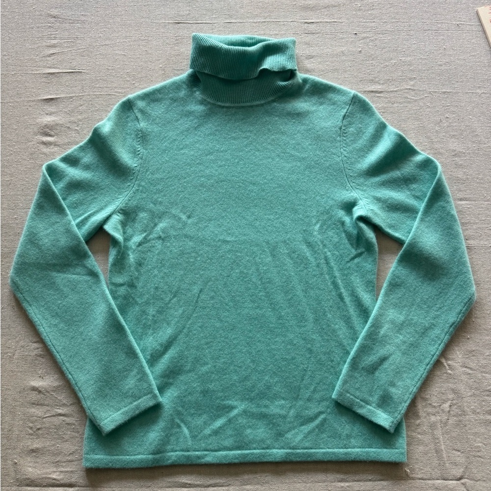 100% Cashmere Teal Turtleneck Sweater - Picture 1 of 7